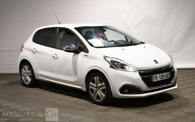 PEUGEOT 208 1.2 PURETECH 80 SIGNATURE BLANC FK-129-HZ