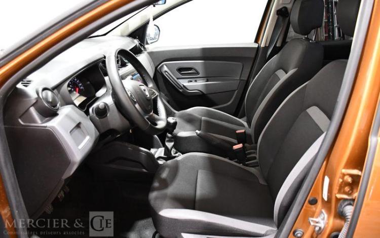 DACIA DUSTER ESSENTIEL BLUE DCI 115 4X2 ORA FL-230-AZ