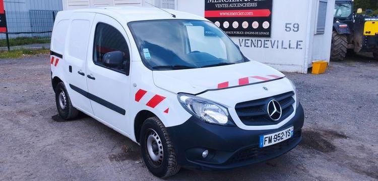 MERCEDES CITAN VU 109 1,5 CDI FOURGON MOYEN A1-1785 KG 95CV – DIESEL – 112308 KMS BLANC FM-952-YS