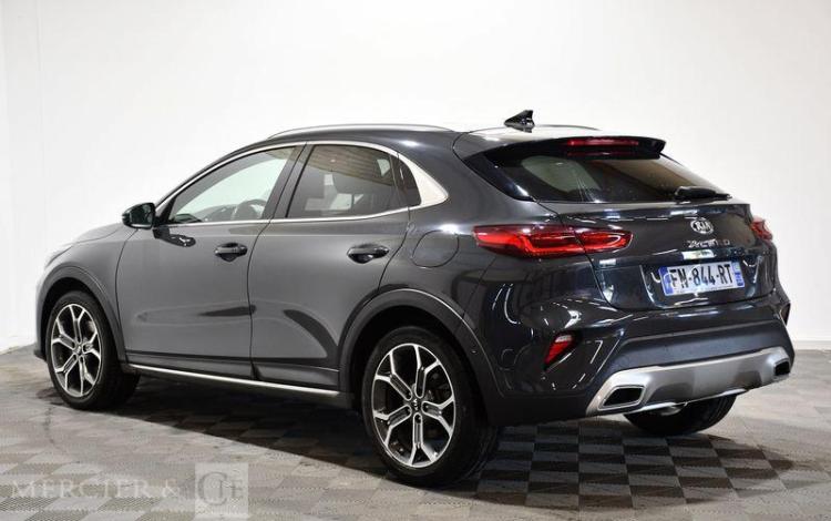 KIA XCEED 1.4 T-GDI 140 LAUNCH EDITION DCT GRIS FN-844-RT
