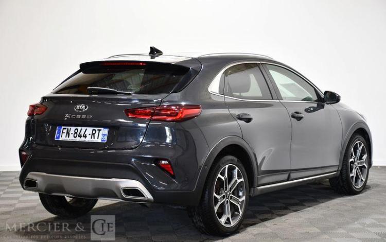 KIA XCEED 1.4 T-GDI 140 LAUNCH EDITION DCT GRIS FN-844-RT