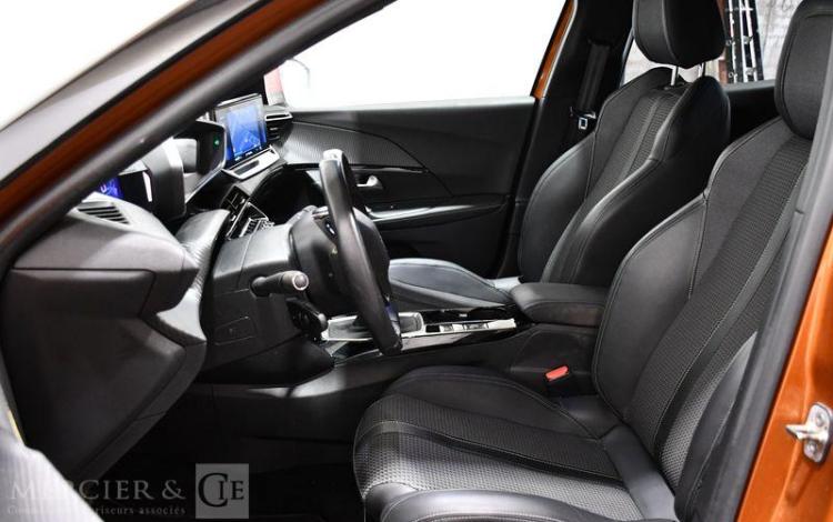 PEUGEOT 2008 1,2 PURE TECH 130 S&S ORA FQ-596-VW