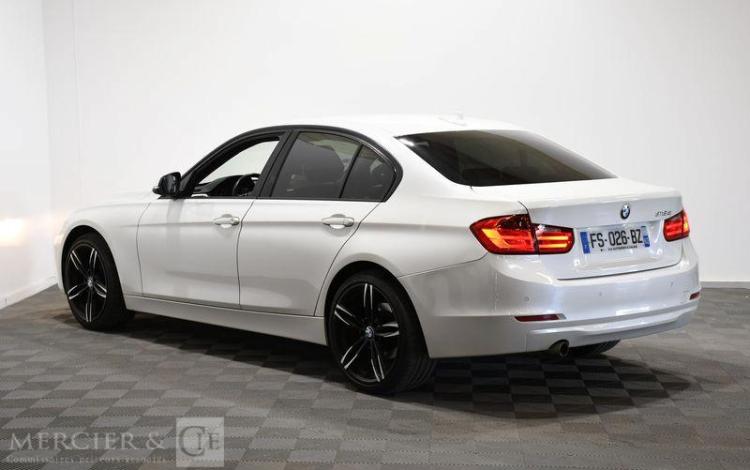 BMW SERIE 3 318 da 150 BUSINESS BLANC FS-026-BZ