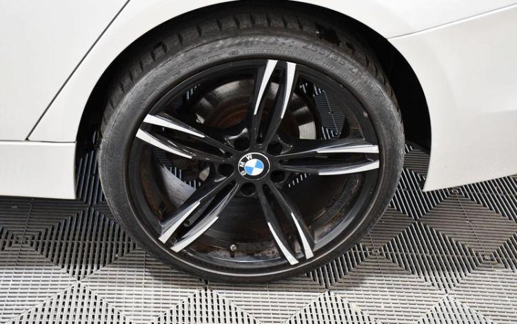 BMW SERIE 3 318 da 150 BUSINESS BLANC FS-026-BZ