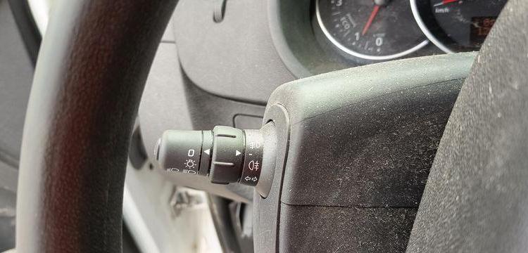 RENAULT CONNECT 220C  FT-291-VZ