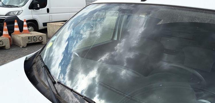 RENAULT CONNECT 220C  FT-291-VZ
