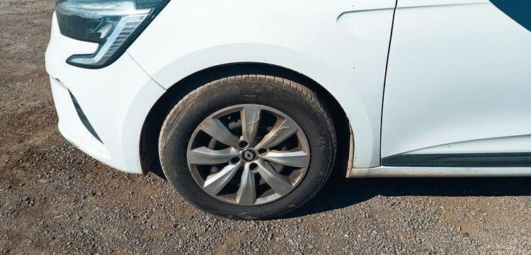 RENAULT CLIO 5  FT-308-VZ