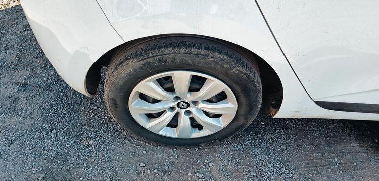 RENAULT CLIO 5  FT-308-VZ