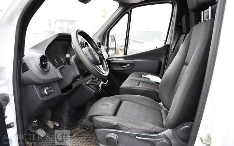 MERCEDES SPRINTER CDI143 BASE  FT-794-JH