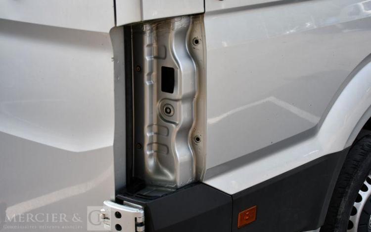 VOLKSWAGEN CRAFTER VAN 35 L4H3 14M3 PROP 2,0 TDI GRIS FT-807-DH