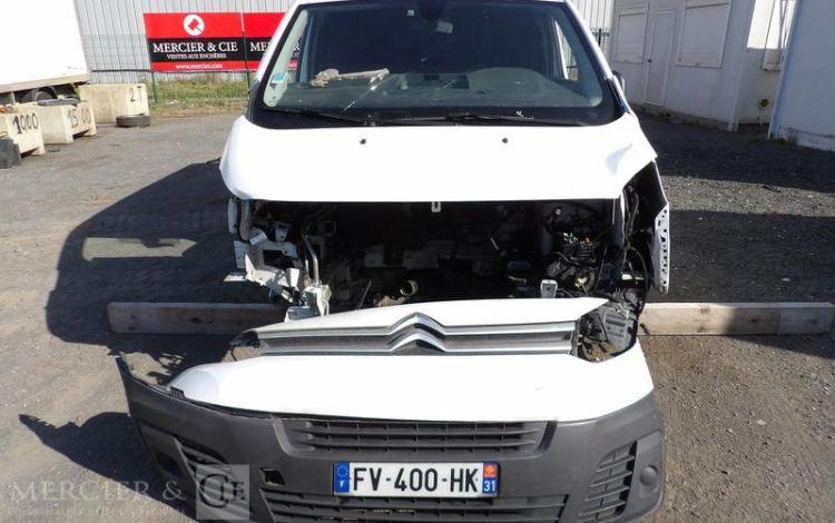 CITROEN JUMPY CLUB XL BLUEHDI 120 BVM6 – DIESEL – ANNEE 2020 BLANC FV-400-HK
