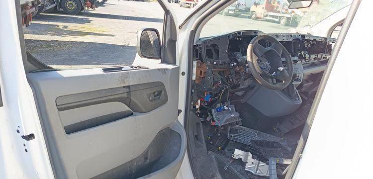 CITROEN JUMPY CLUB XL BLUEHDI 120 BVM6 – DIESEL – ANNEE 2020 BLANC FV-400-HK