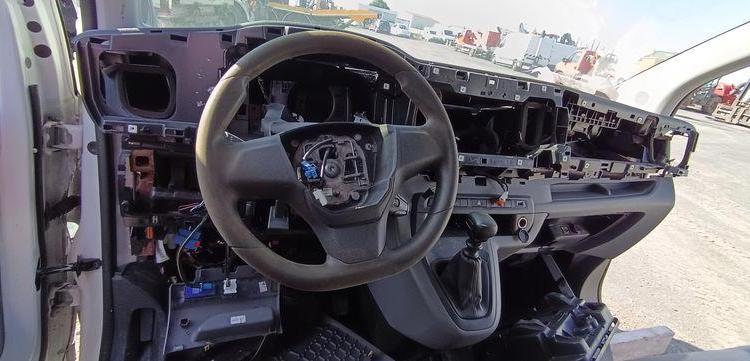 CITROEN JUMPY CLUB XL BLUEHDI 120 BVM6 – DIESEL – ANNEE 2020 BLANC FV-400-HK