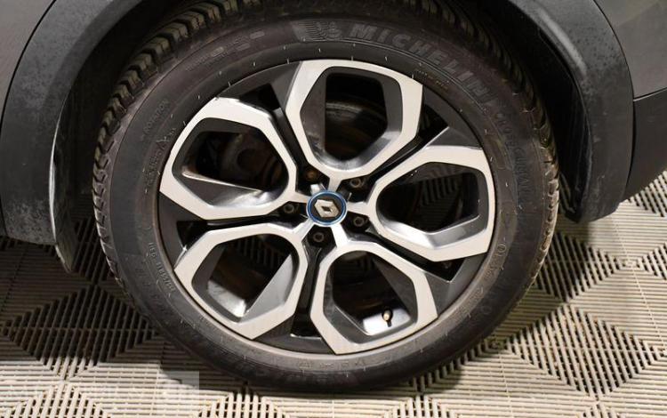 RENAULT CAPTUR 1.6 E-TECH 160H 90 HYBRID PHEV INTENS BVA GRIS FV-820-SQ