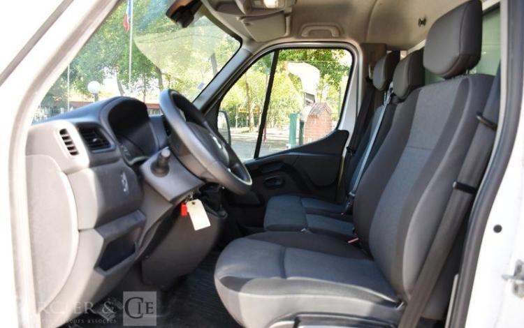 RENAULT MASTER GD VOL 20M3 PR R3500 DCI 130 BLANC FW-077-PZ