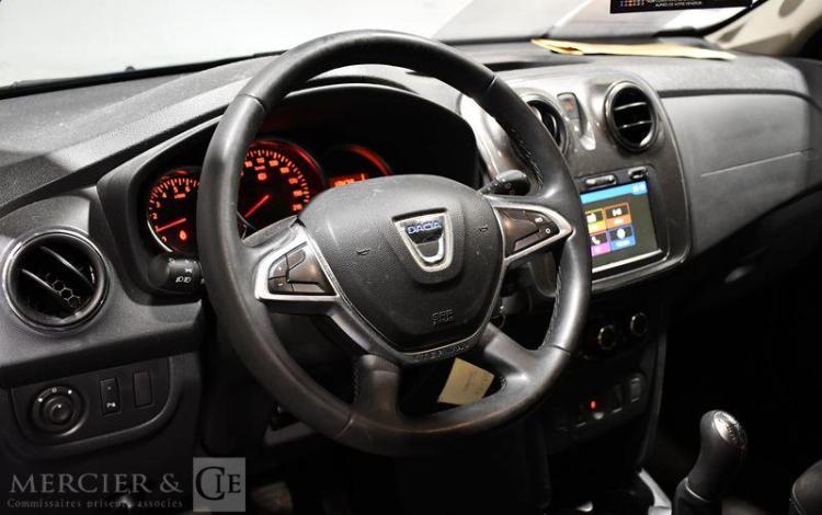 DACIA SANDERO STEPWAY BLUE DCI 95 BLEU FW-359-TX