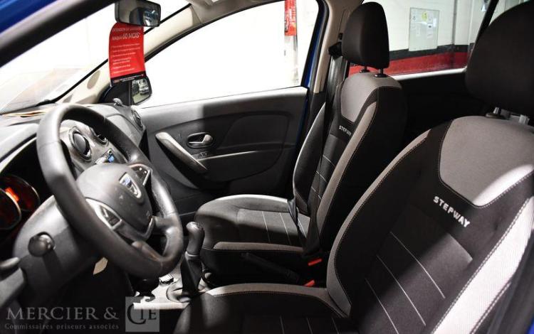 DACIA SANDERO STEPWAY BLUE DCI 95 BLEU FW-359-TX