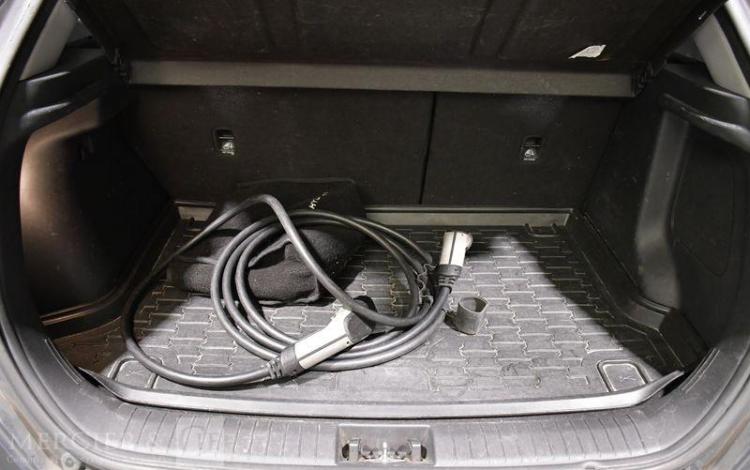 HYUNDAI KONA ELECTRIC 64kWh 204ch EXECUTIVE GRIS FW-528-LT