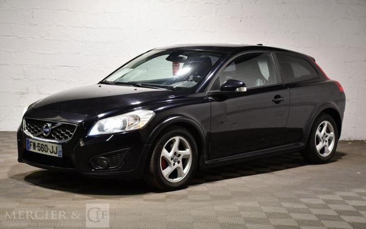 VOLVO C30 1.6 D 110 DRIVE MOMENTUM NOIR FW-560-JJ