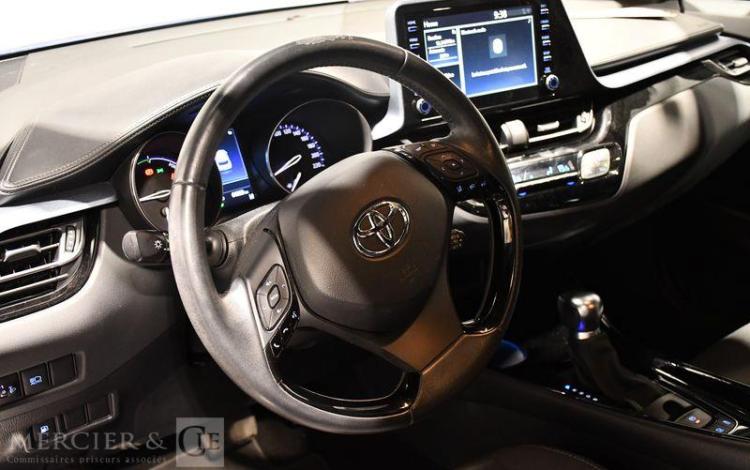 TOYOTA C-HR BLEU FX-160-DX
