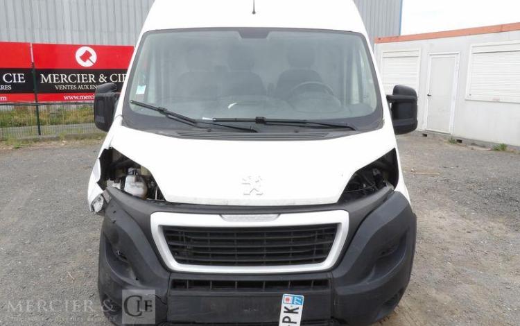 PEUGEOT BOXER 3 PHASE 3 FOURGON 335 L2H2 2,2 BLUE HDI 16V S&S 140CV – DIESEL – AN 2021 BLANC FY-466-PK