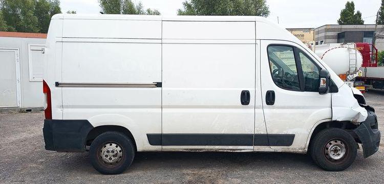 PEUGEOT BOXER 3 PHASE 3 FOURGON 335 L2H2 2,2 BLUE HDI 16V S&S 140CV – DIESEL – AN 2021 BLANC FY-466-PK