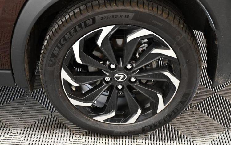 LEXUS UX LUXE PLUS MARRON FY-938-QY