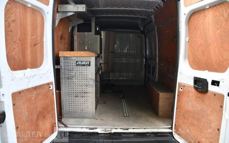 PEUGEOT BOXER 333 2.2 BLUEHDI 140 L2H2 ASPHALT BLANC FZ-520-NB