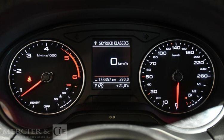 AUDI Q2 30 TDI 116 S-TRONIC 7 NOIR GA-085-BS