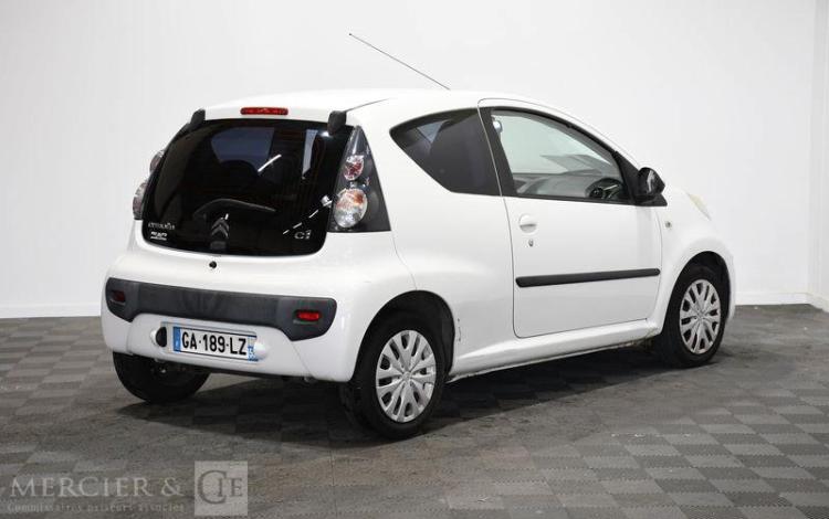 CITROEN C1 BLANC GA-189-LZ