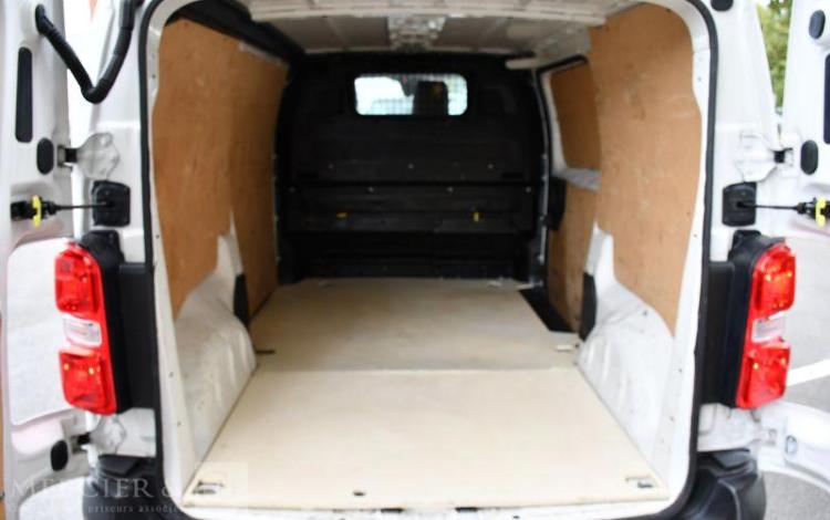 TOYOTA PROACE BLANC GA-661-YE