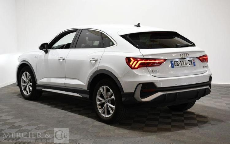 AUDI Q3 BLANC GB-114-ZW