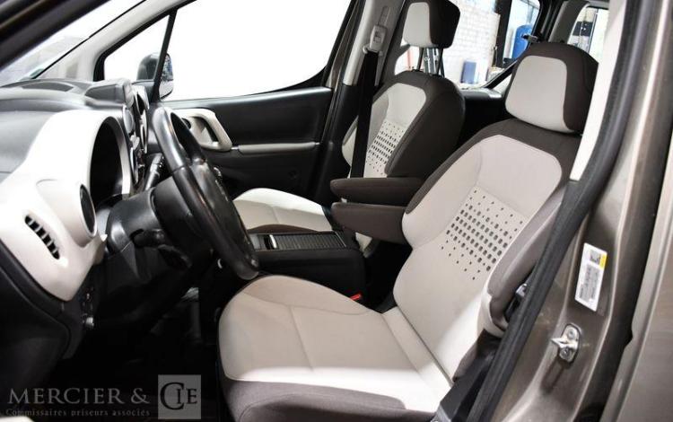 CITROEN BERLINGO COMBI 1,6 BLUEHDI 100 FEEL GRIS GB-627-MD