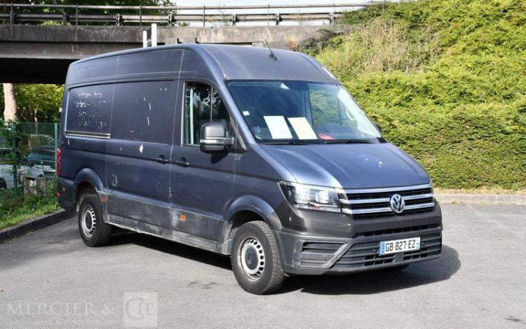 VOLKSWAGEN CRAFTER 3 BLEU GB-827-EZ