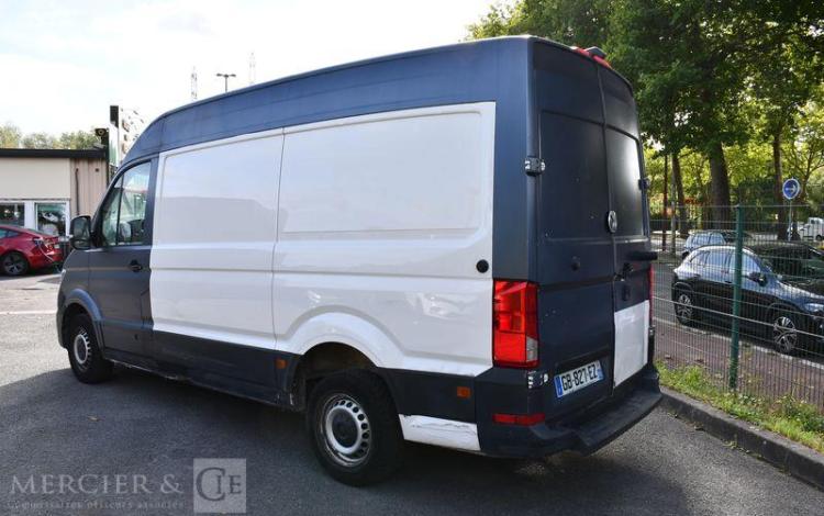 VOLKSWAGEN CRAFTER 3 BLEU GB-827-EZ