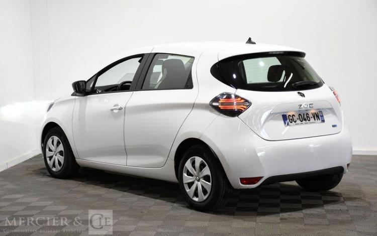 RENAULT ZOE R110 52kWh LIFE ACHAT INTEGRAL BLANC GC-046-VN