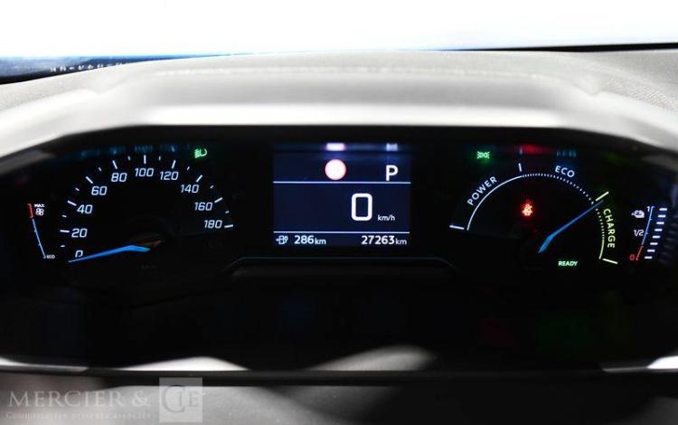 PEUGEOT e-2008 ALLURE BLEU GD-049-RK
