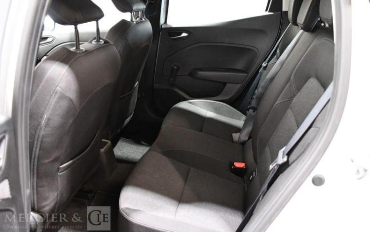 RENAULT CLIO ZEN E-TECH HYBRIDE 140 GRIS GD-141-BJ