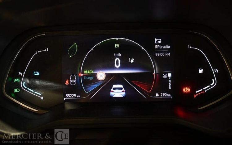 RENAULT CLIO ZEN E-TECH HYBRIDE 140 GRIS GD-141-BJ