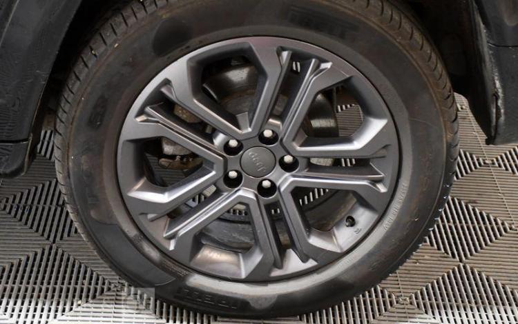 JEEP COMPASS NOIR GD-238-RX