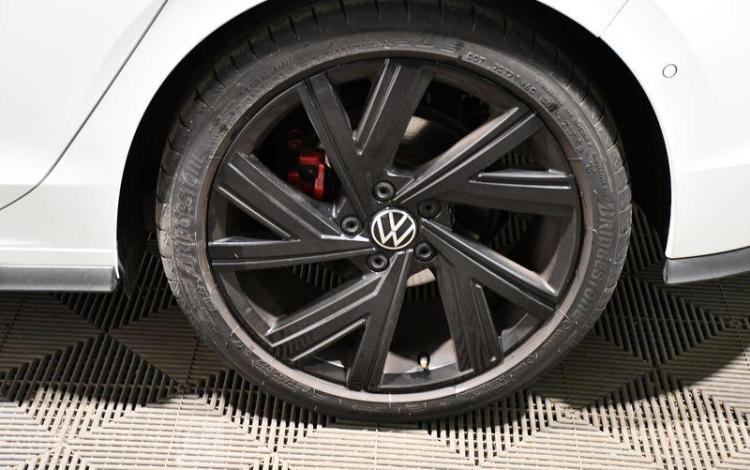 VOLKSWAGEN GOLF 2,0 TDI SCR 200CH GTD DSG7 BLANC GE-606-XY