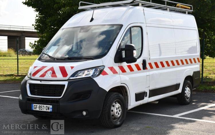 PEUGEOT BOXER 333 2.2 BLUEHDI 140 L2H2 ASPHALT BLANC GF-857-DW