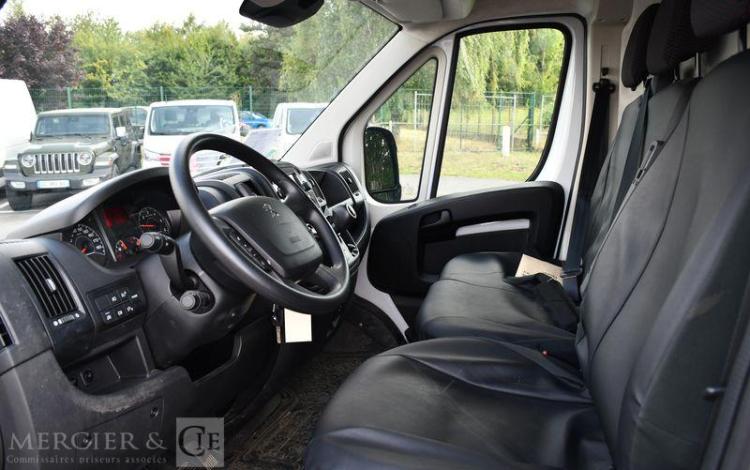 PEUGEOT BOXER 333 2.2 BLUEHDI 140 L2H2 ASPHALT BLANC GF-857-DW