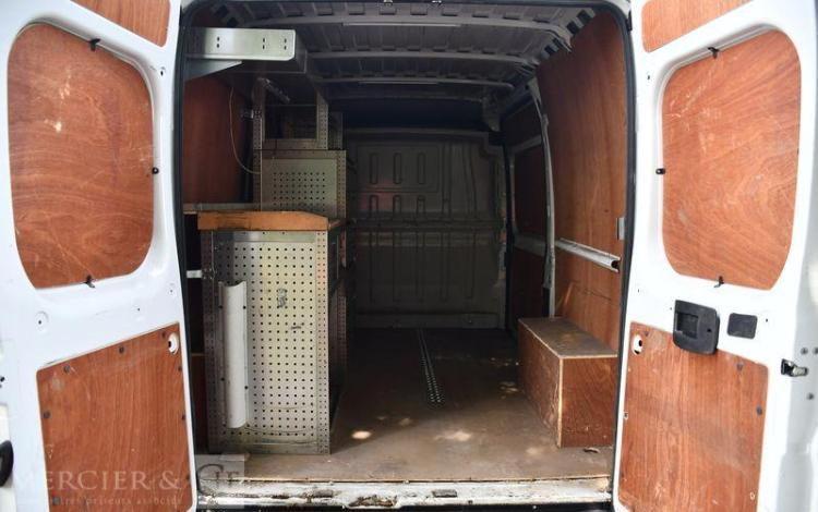 PEUGEOT BOXER 333 2.2 BLUEHDI 140 L2H2 ASPHALT BLANC GF-935-BW