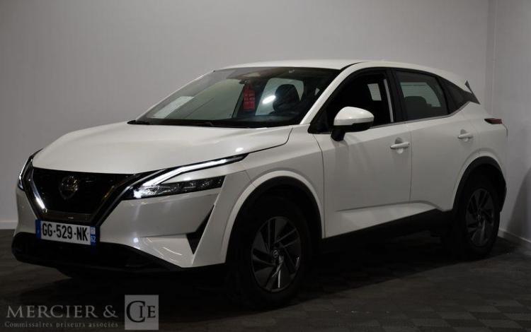 NISSAN QASHQAI BLANC GG-529-NK