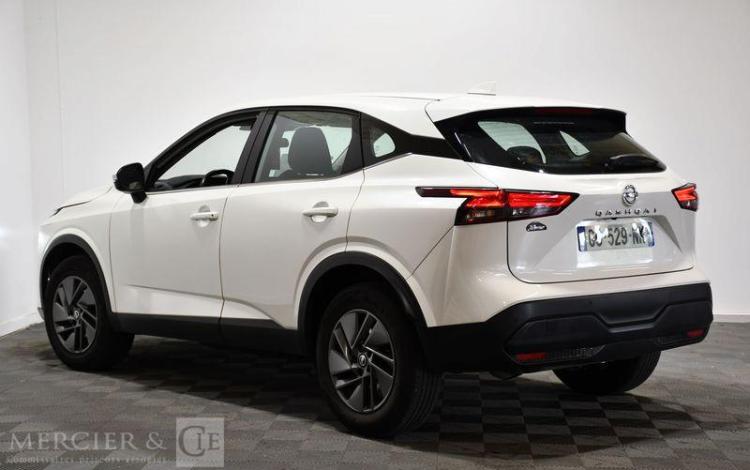 NISSAN QASHQAI BLANC GG-529-NK