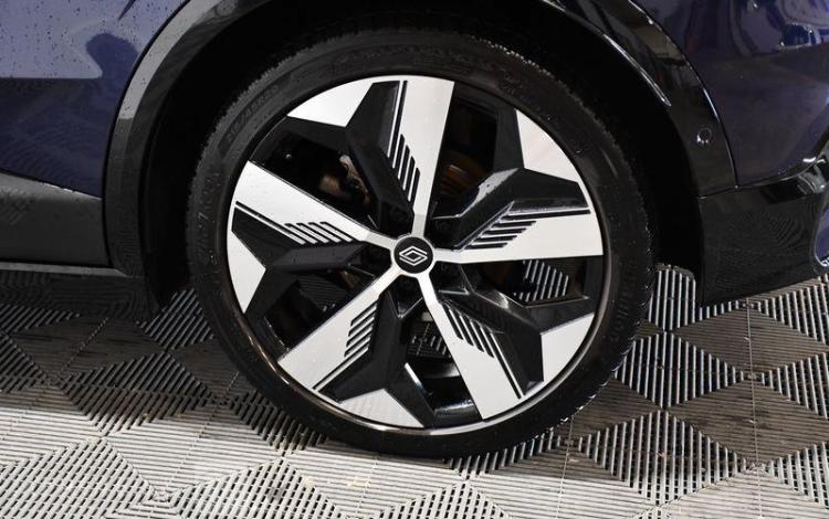 RENAULT MEGANE EV60 E-TECH 220 60kWh SUPER-CHARGE TECHNO BLEU GH-140-EA