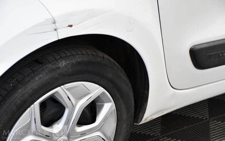 RENAULT TWINGO E-TECH AUTHENTIC BLANC GH-566-RQ