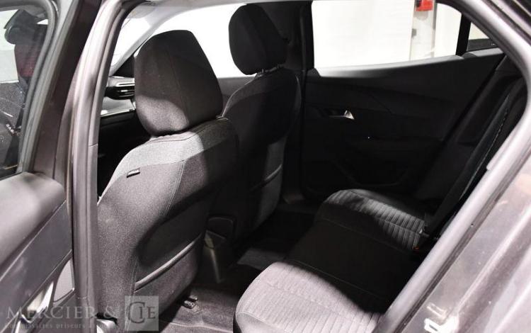 PEUGEOT 2008 1.2 PURETECH 100 STYLE GRIS GH-673-AX