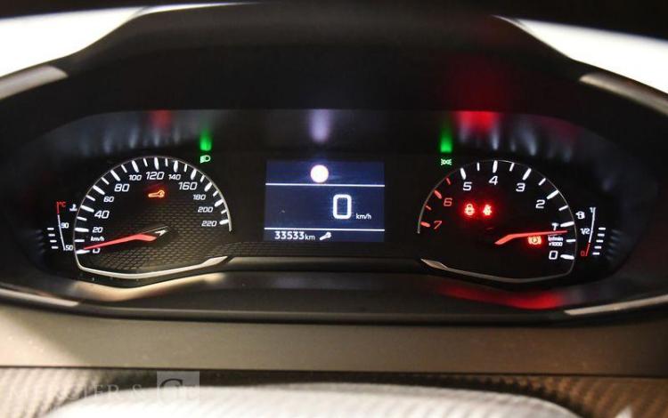 PEUGEOT 2008 1.2 PURETECH 100 STYLE GRIS GH-673-AX